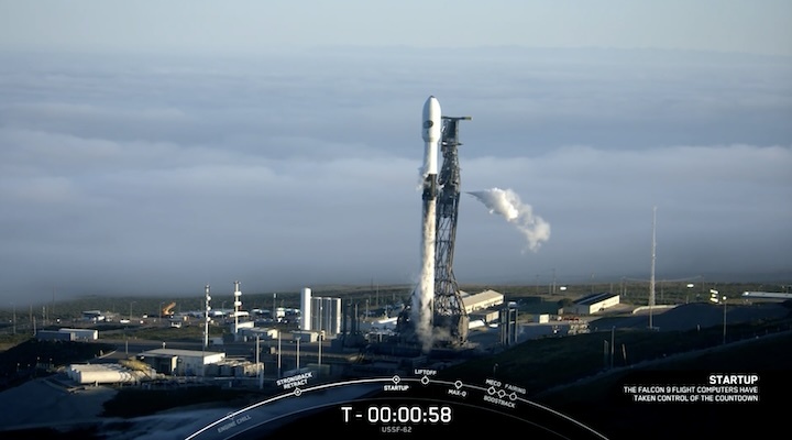 spacex-falcon-ussf62-launch-ad