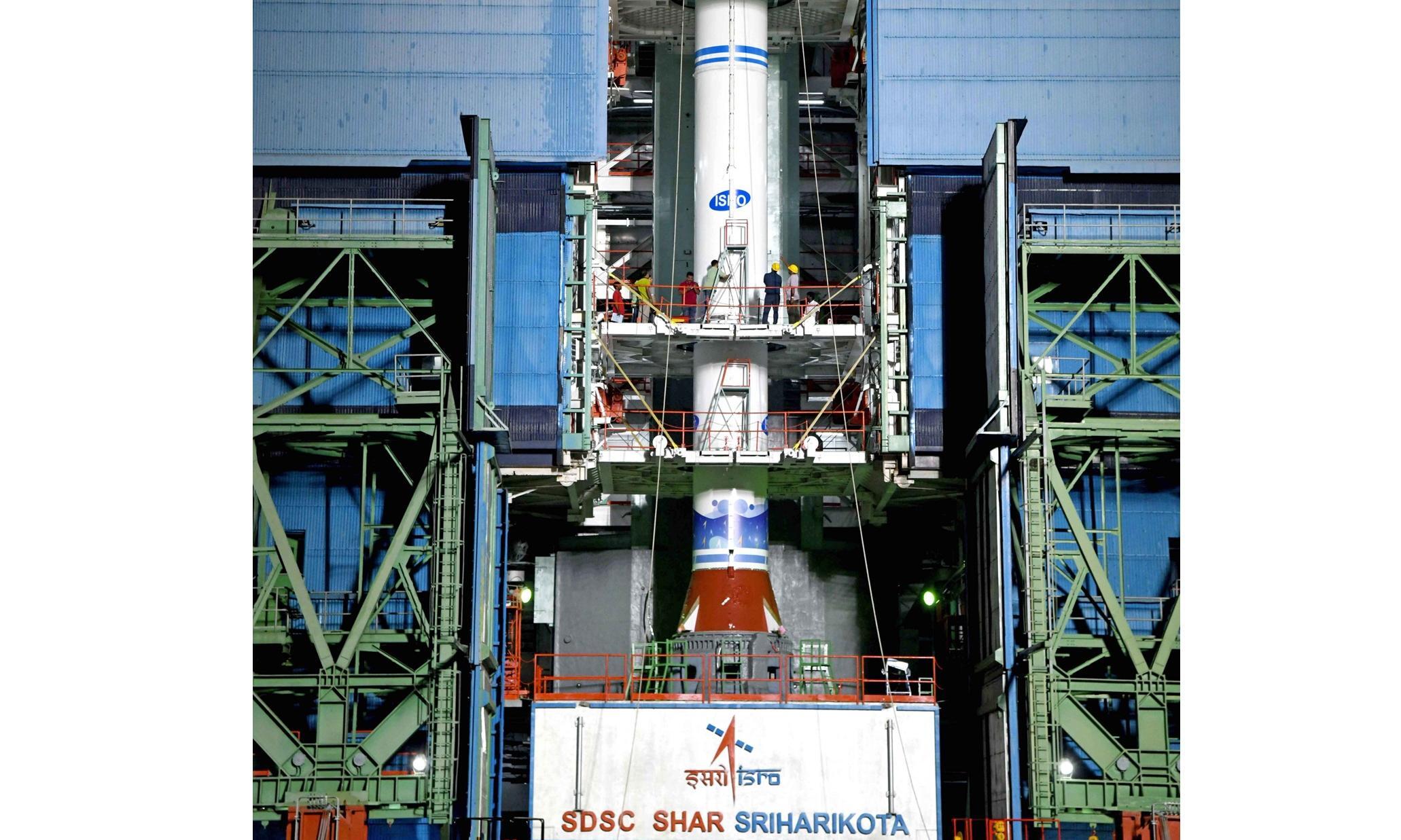 1830686-isro