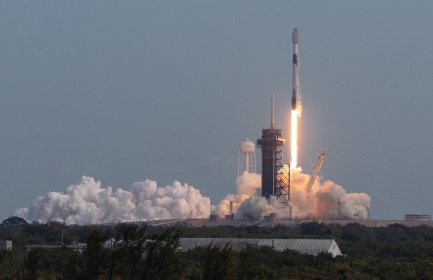 20250108-starlink-12-11-liftoff