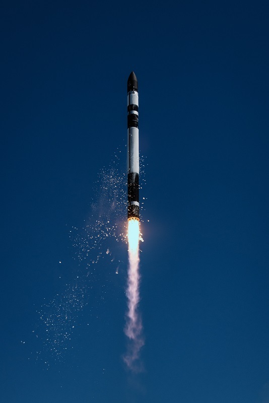 f61-liftoff-001-lowjpg-web