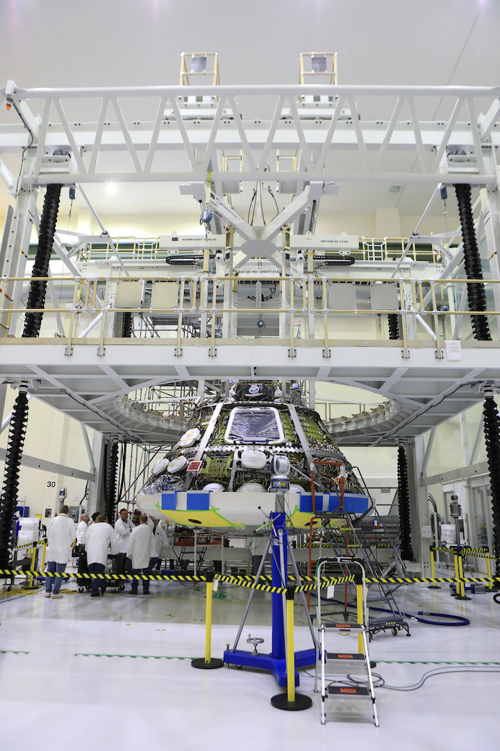 orion-heat-shield-workers