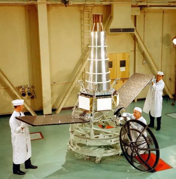 ranger-7-3-during-assembly-at-jpl